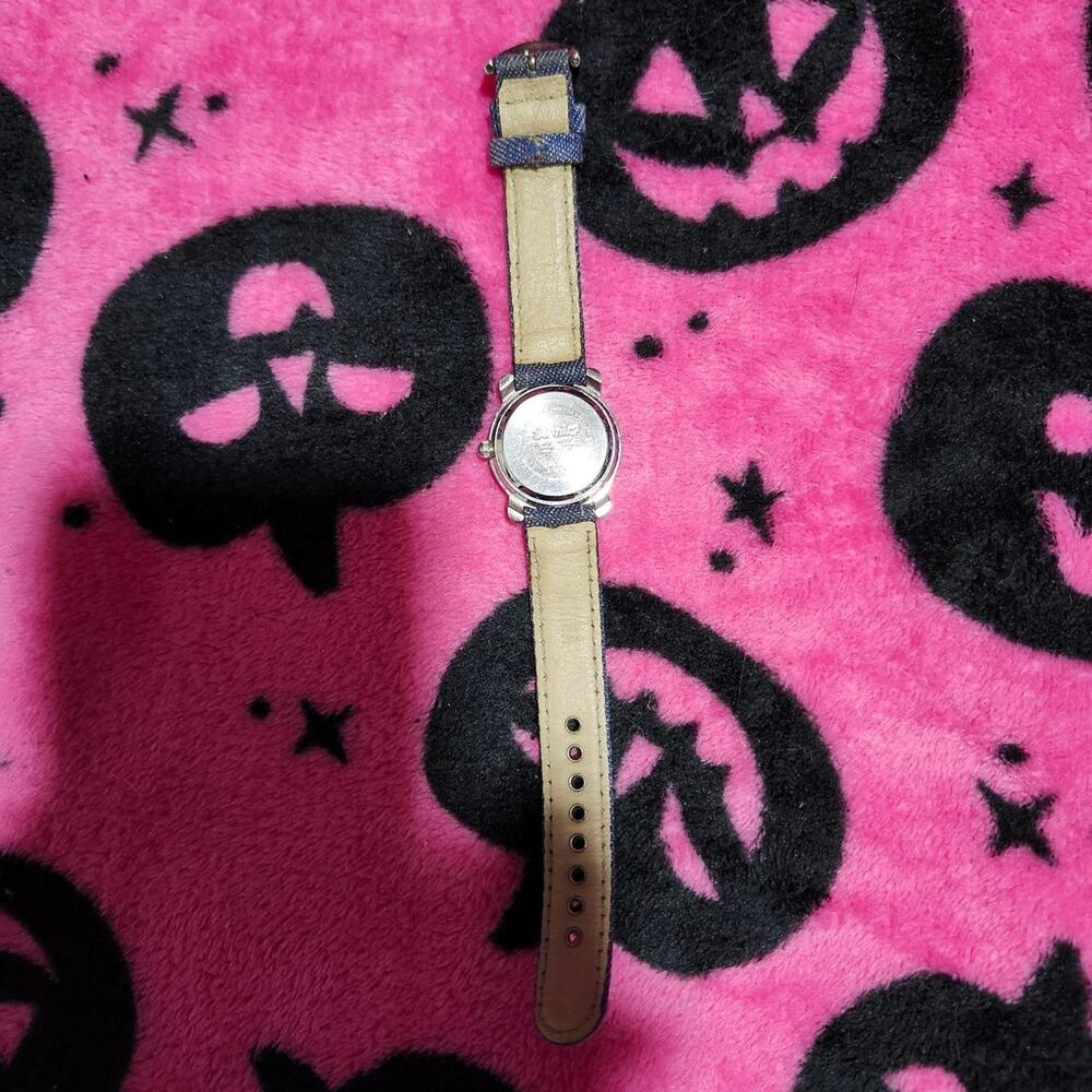 Hello Kitty Watch - Picture 2 of 3